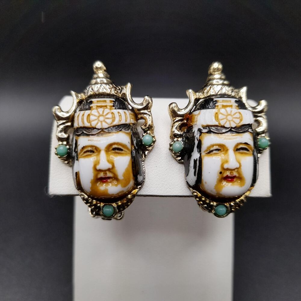 Vintage Selro Selini Asian Princess Face Clip Earrings 1950s Gold Tone